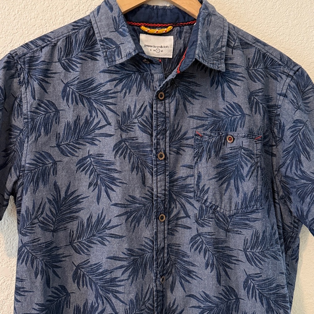 Paper, denim& cloth 100% Cotton Tropical pattern/blues Button Down Shirt, Large